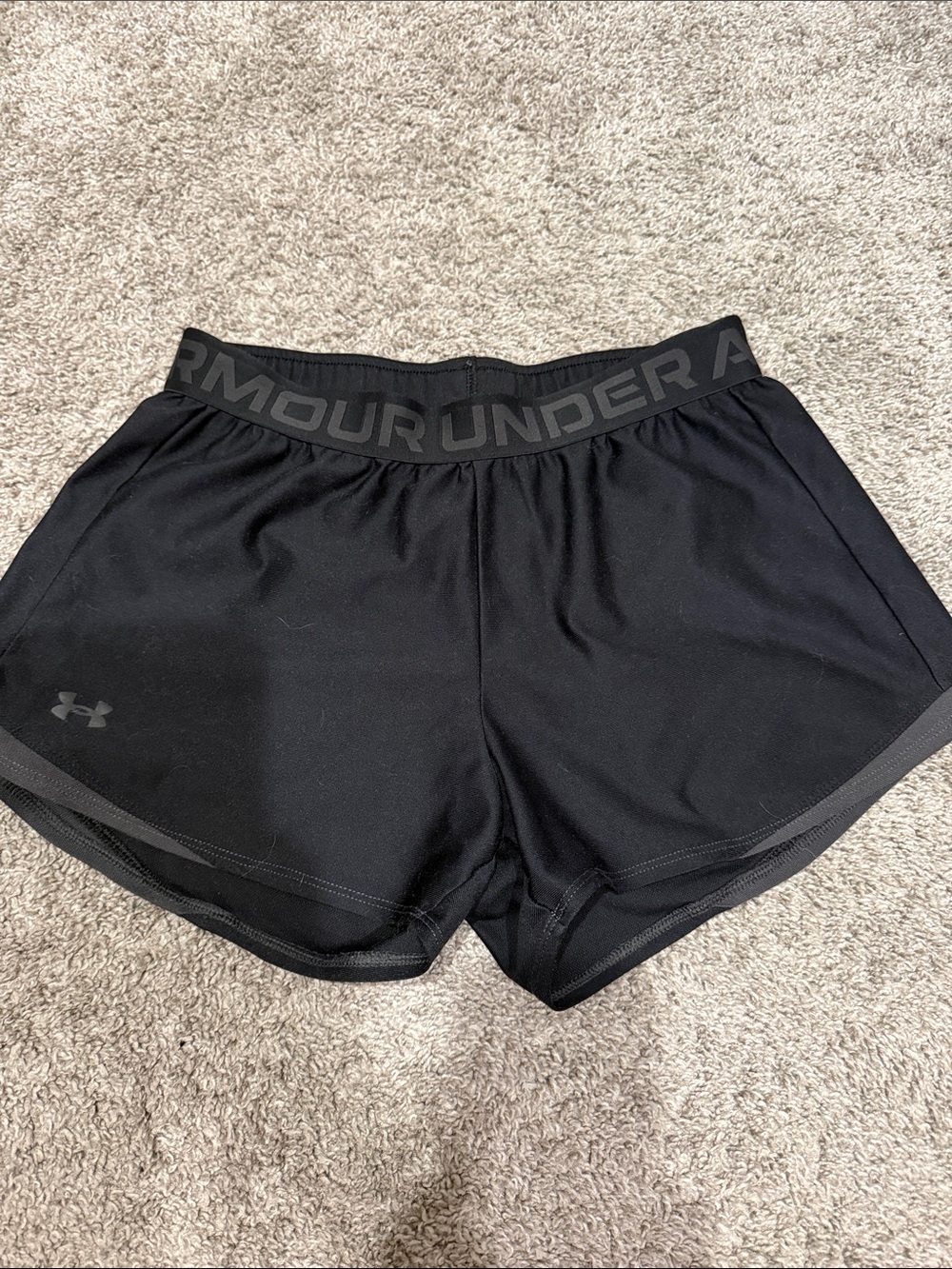 Under Armour Black Women's Performance Running Shorts small